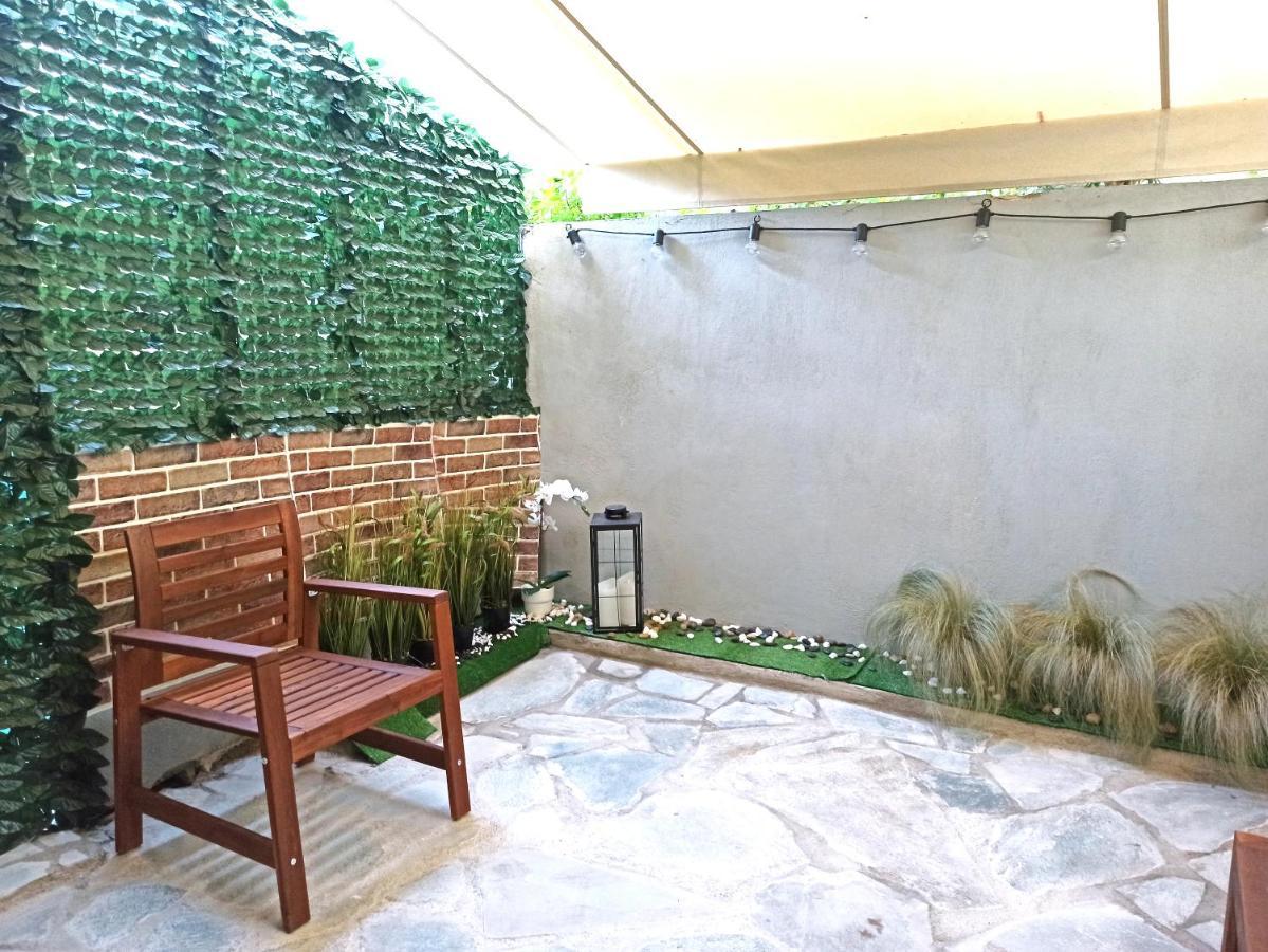 Mikalis Studio Athens Exterior photo